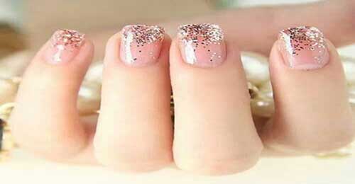 Uñas Bonitas con Diseño Transparente